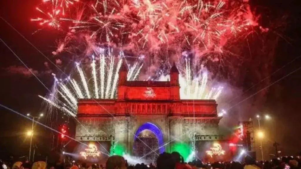 Mumbai gateway new year